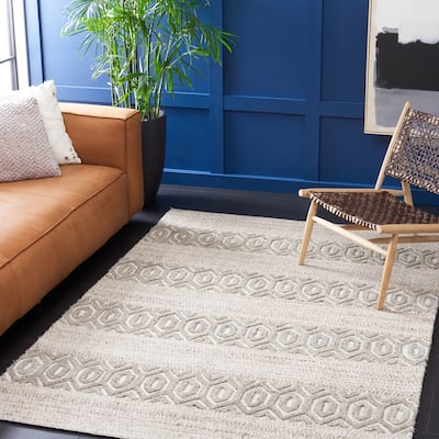 SAFAVIEH Handmade Natura Visare Wool Rug