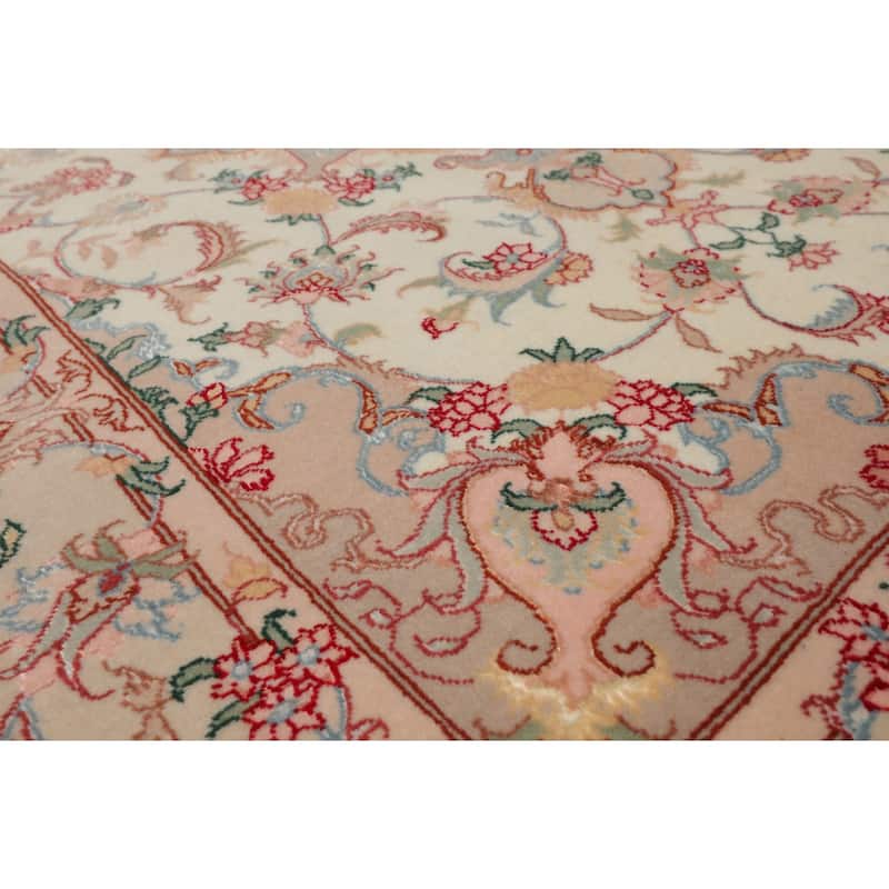 3'3''x5 Hand Knotted Wool Ivory Traditional 250 KPSI Rug - 3' 3'' x 5'
