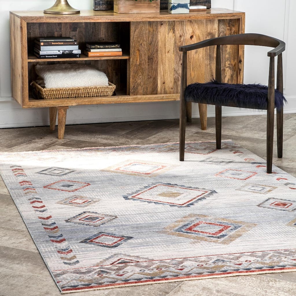 Nuloom Geometric Alondra Tribal Diamonds Faded Area Rug