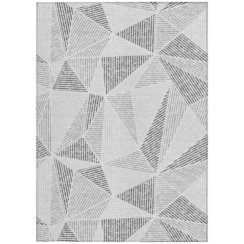 HomeRoots Geometric Transitional Rectangle Outdoor Rug