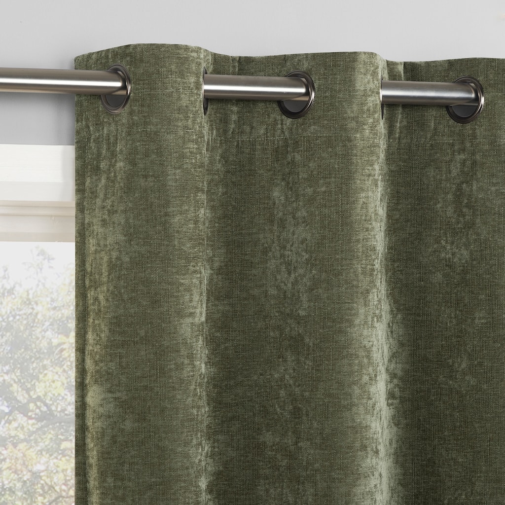 Sun Zero Isidora Velvet Magnetic Closure Total Blackout Grommet 1-Piece Curtain Panel, Single Panel
