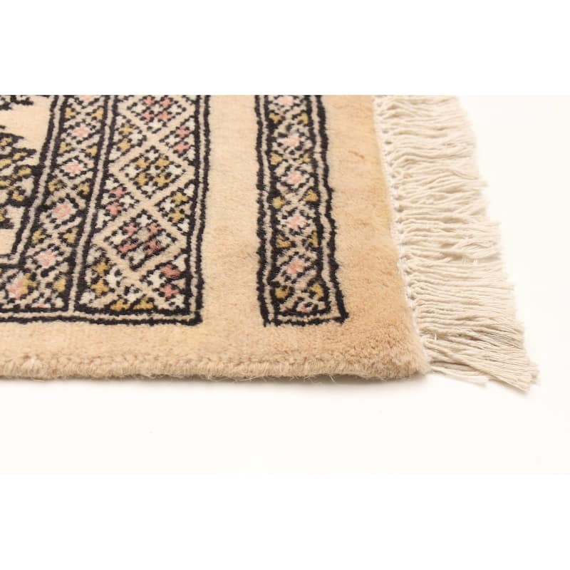 ECARPETGALLERY Hand-knotted Peshawar Bokhara Beige, Cream Wool Rug - 4'0 x 6'3