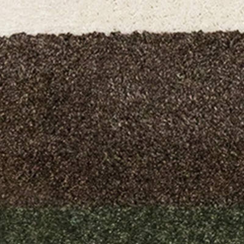 HomeRoots Geometric Modern Rectangle Area Rug - 5' X 8'