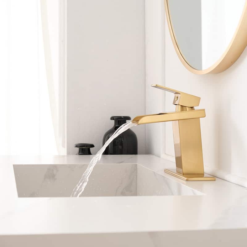 Single Handle Gold Bathroom Sink Faucet with Drain Assembly