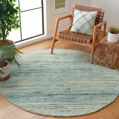 SAFAVIEH Handmade Casablanca Dorlinde Wool Rug