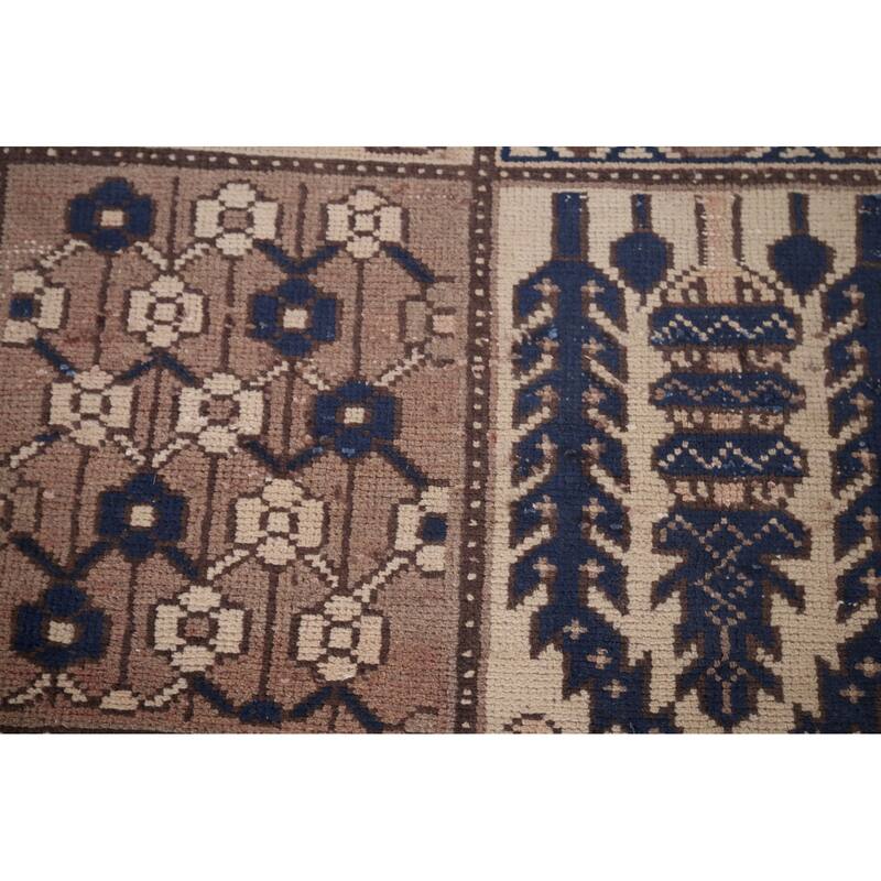 Bakhtiari Persian Vintage Rug Hand-Knotted Traditional Wool Carpet - 6'9"x 10'1"