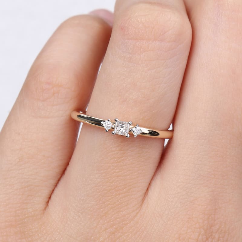 Miadora 1/6ct TDW Princess Diamond Ring in 14k Yellow Gold
