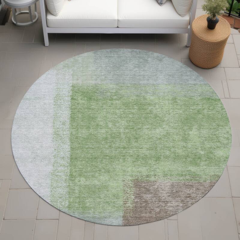 Machine Washable Indoor/ Outdoor Solid Contemporary Chantille Rug - Aloe - 8' x 8'
