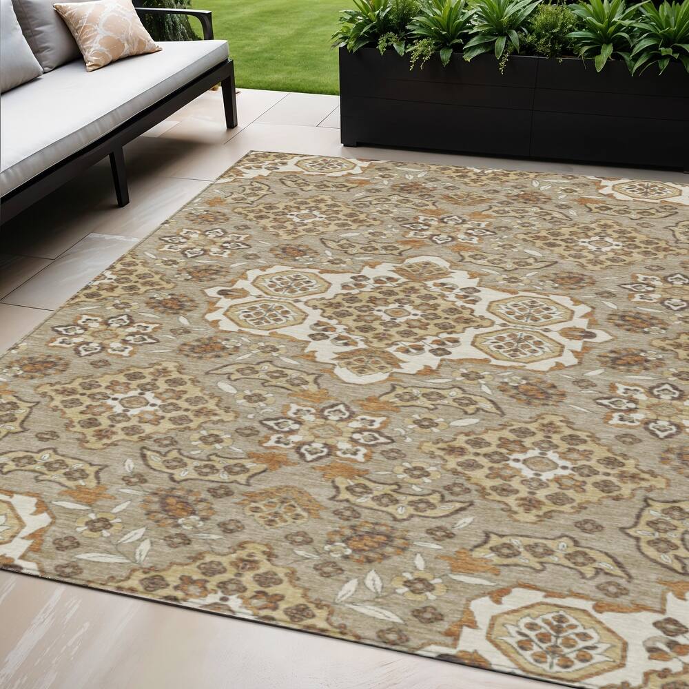HomeRoots Medallion Traditional Rectangle Outdoor Rug