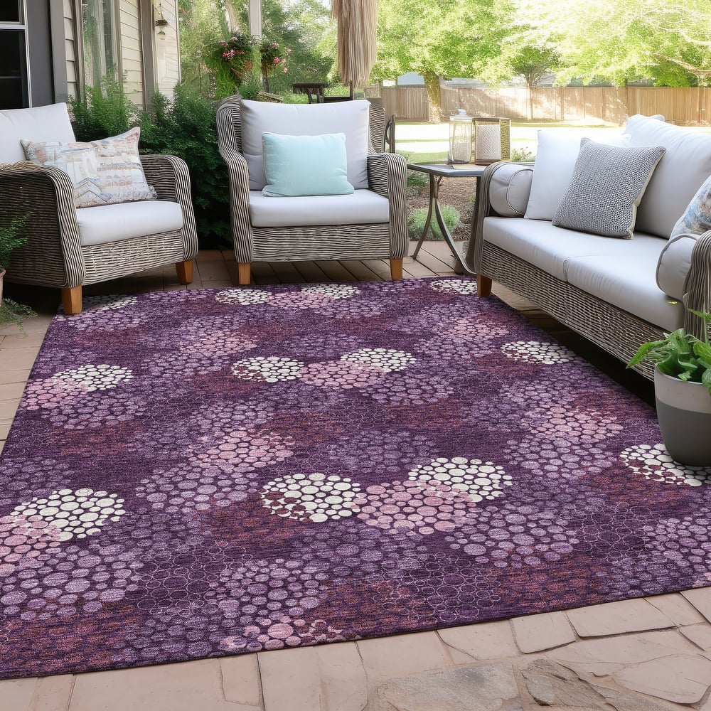 Machine Washable Indoor/ Outdoor Chantille Modern Bubbles Rug
