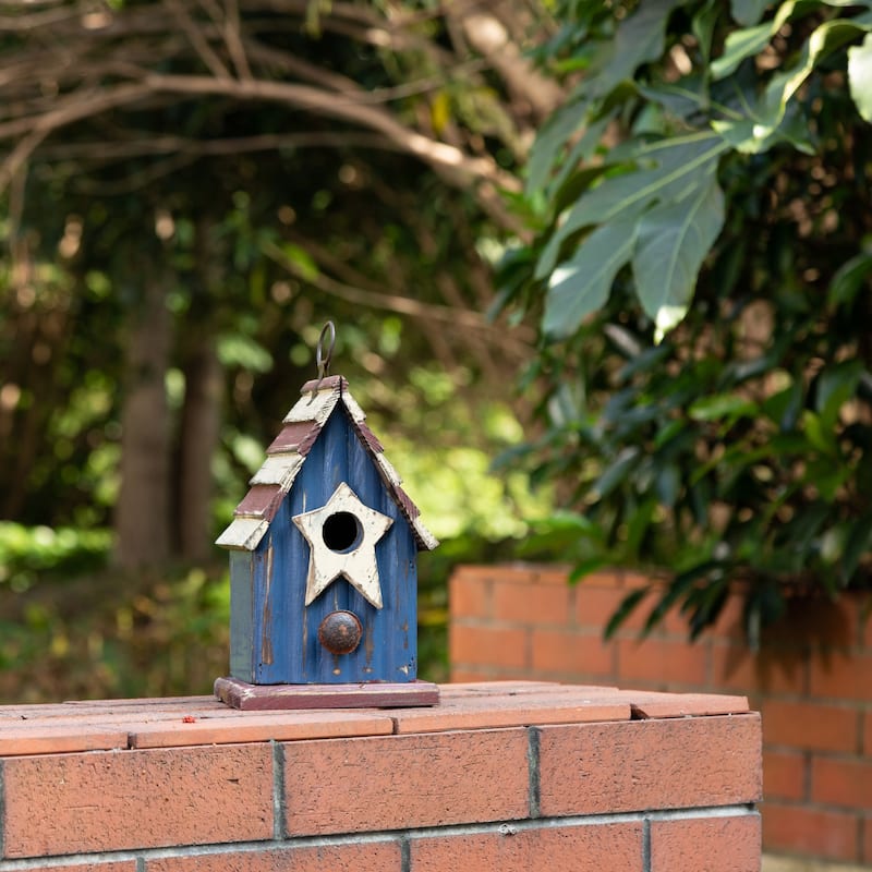 Glitzhome Wooden Patriotic Distressed Garden Birdhouse with Stars
