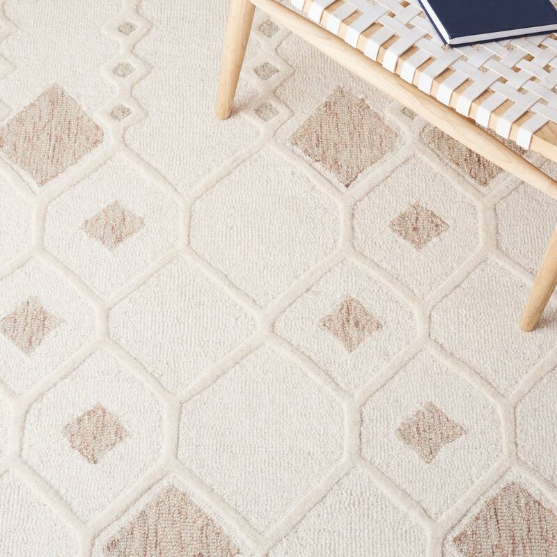 SAFAVIEH Handmade Artistry Bensu Moroccan Boho Wool Rug
