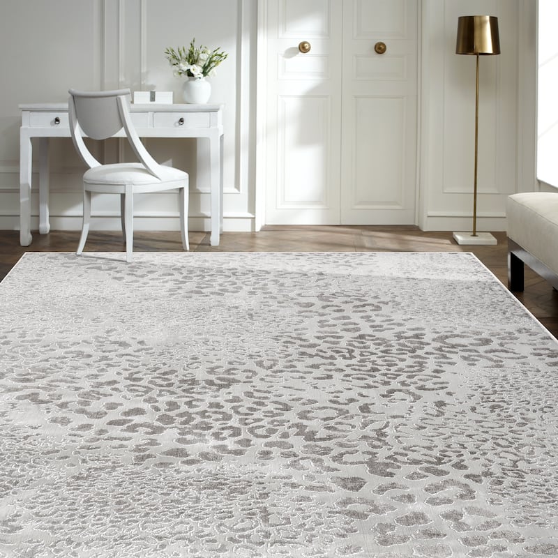 N Natori Serengeti Leopard Area Rug