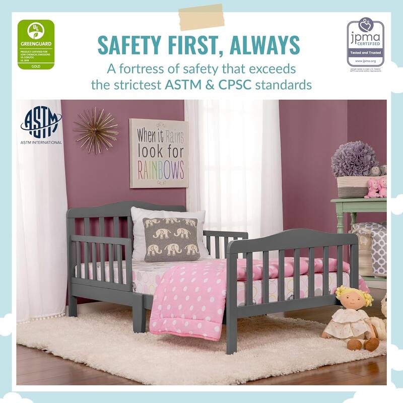 Dream On Me Classic Design Toddler Bed