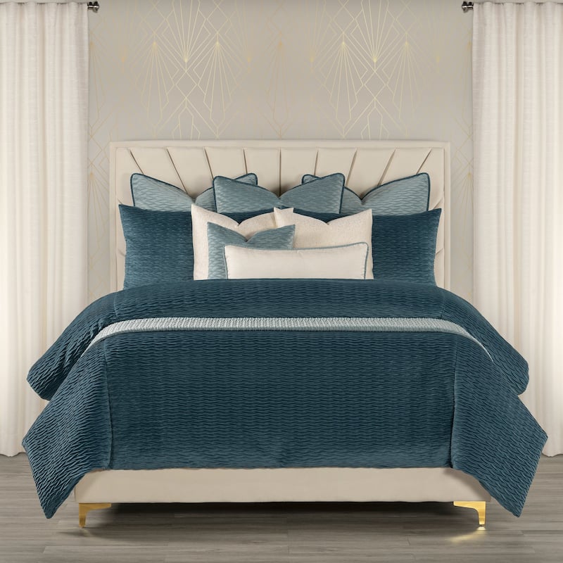 The Great Gatsby Velvet Wave Pleated Duvet & Insert Set