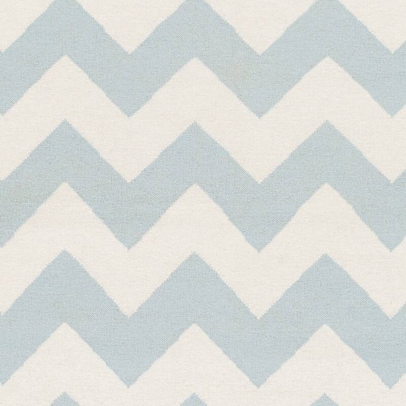 Hand-Woven Zoey Chevron Reverisble Flatweave Wool Rug (2' x 3')