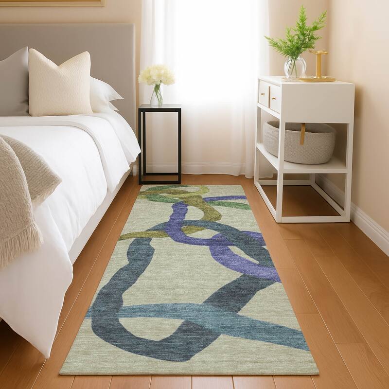 Machine Washable Indoor/ Outdoor Abstract Links Chantille Rug