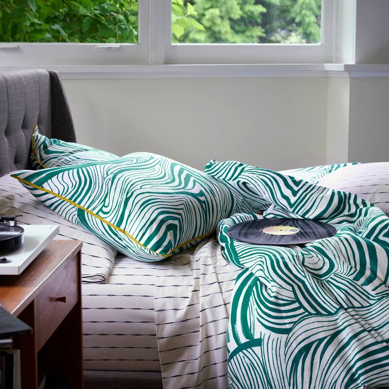 Novogratz by Utica Zebra Marble Teal Comforter Set