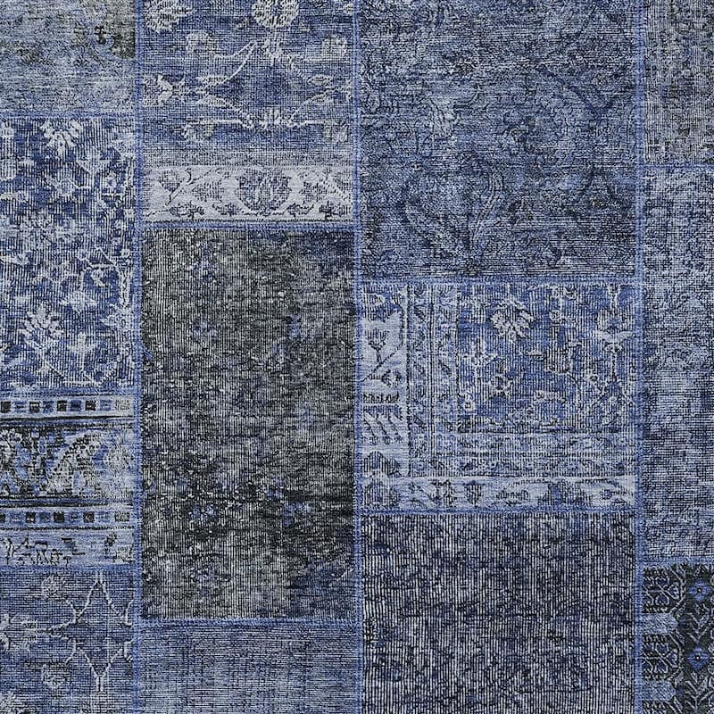 HomeRoots Patchwork Transitional Rectangle Outdoor Rug