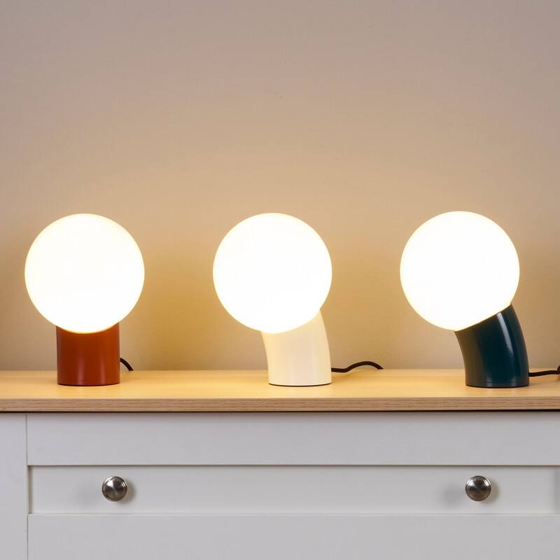 Vino LED 7.95 in Glossy Cream Midcentury Round Globe Dimmable Bedside Nightstand Desk Lamp with Fast Charging USB-C Port
