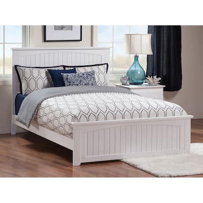 Traditional Bed Frame with Footboard & Charger - Elegant Design for Bedroom Decor