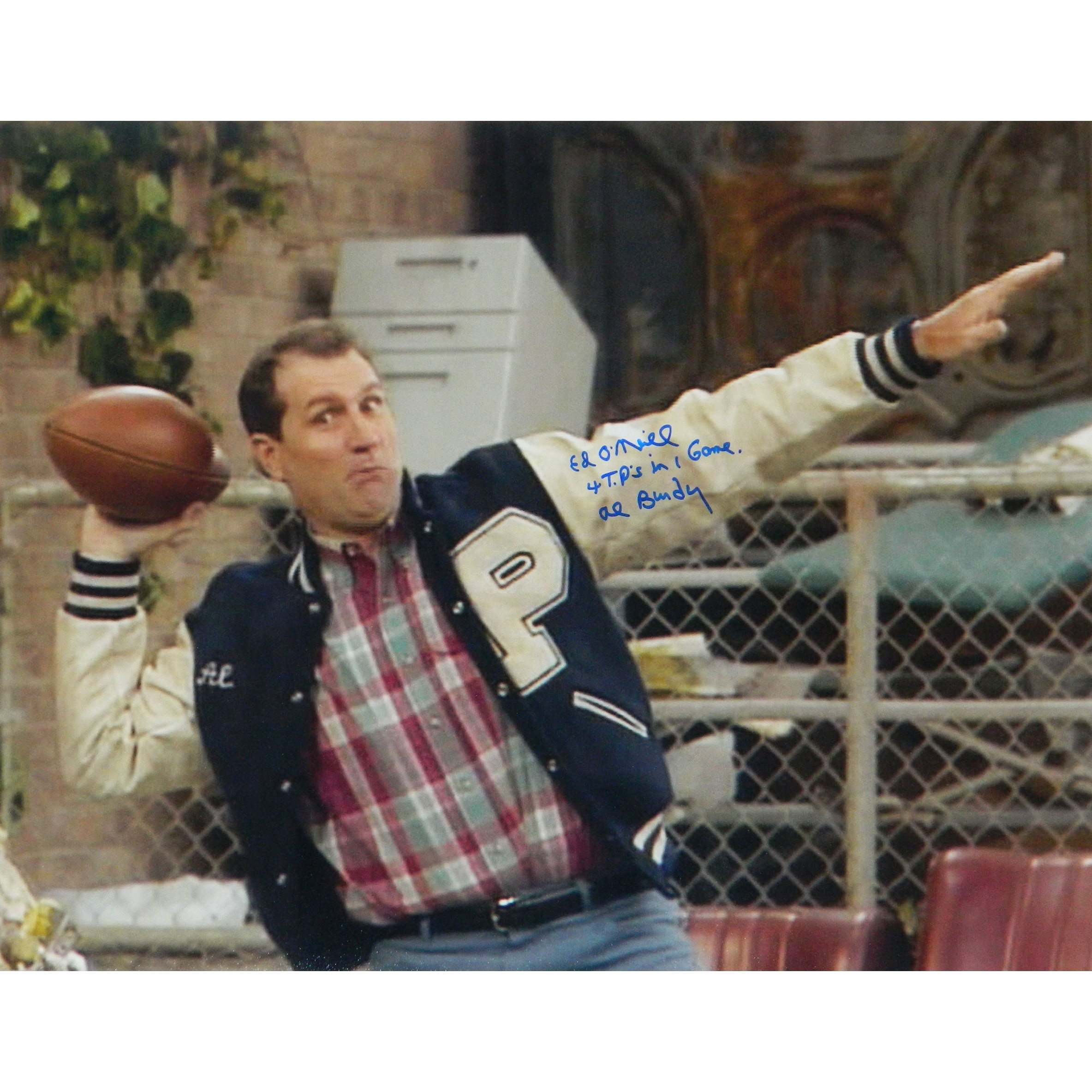 Shop Ed Oneill Married With Children Football Pose 16x20 Photo W4