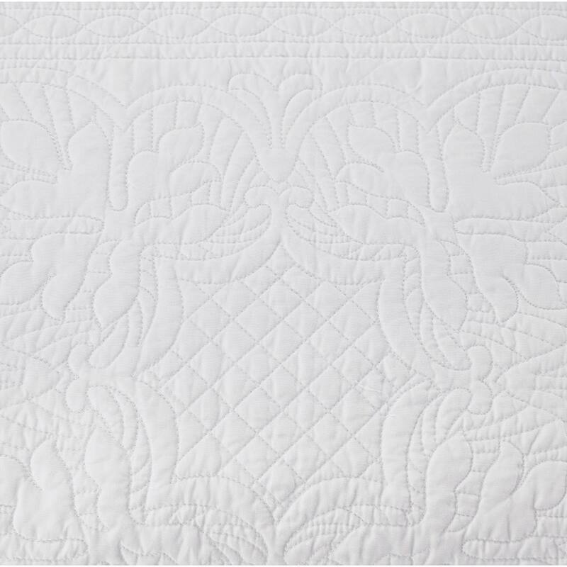 Madison Park Venice 6 Piece Scalloped Edge Daybed Cover Set