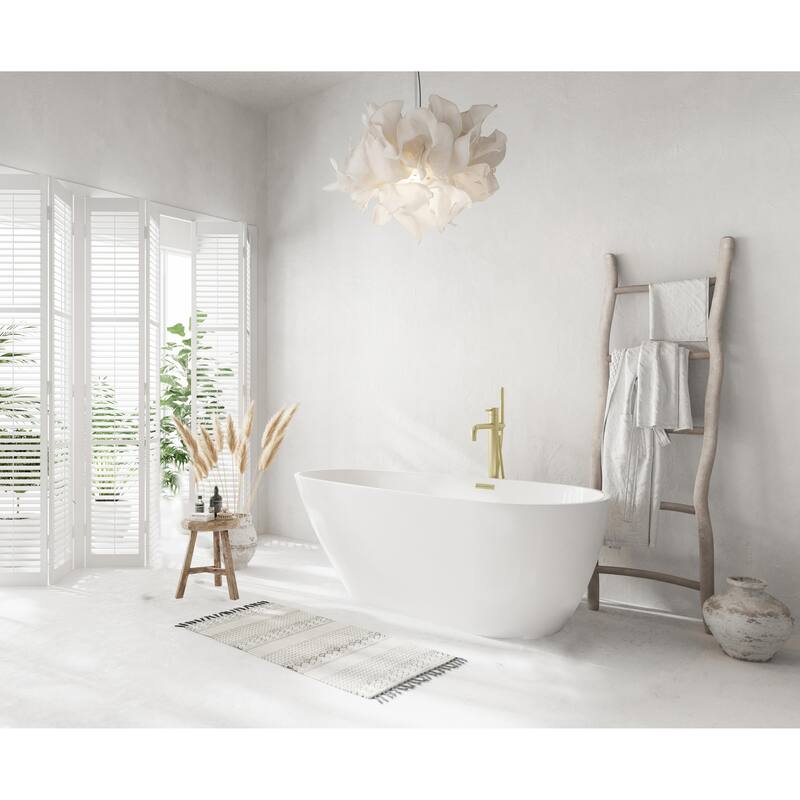 Hillary Bathtub in Glossy White