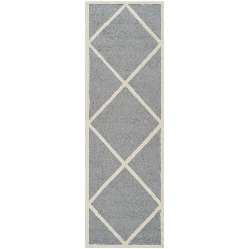 SAFAVIEH Handmade Cambridge Vija Modern Moroccan Wool Rug