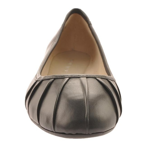 nine west blustery