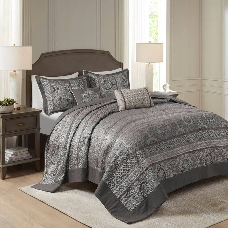 Madison Park Venetian Oversized 5-Piece Jacquard Bedspread Quilt Set with Matching Shams and Embroidered Throw Pillows