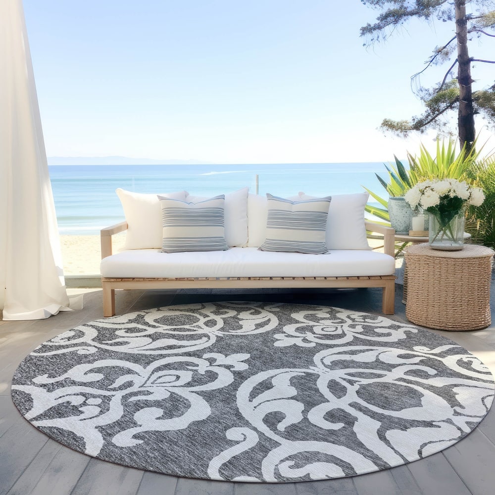 Machine Washable Indoor/ Outdoor Damask Glam Chantille Rug