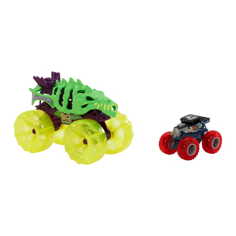 Hot Wheels Monster Trucks Charge & Chase Challenge Track Set - Yellow