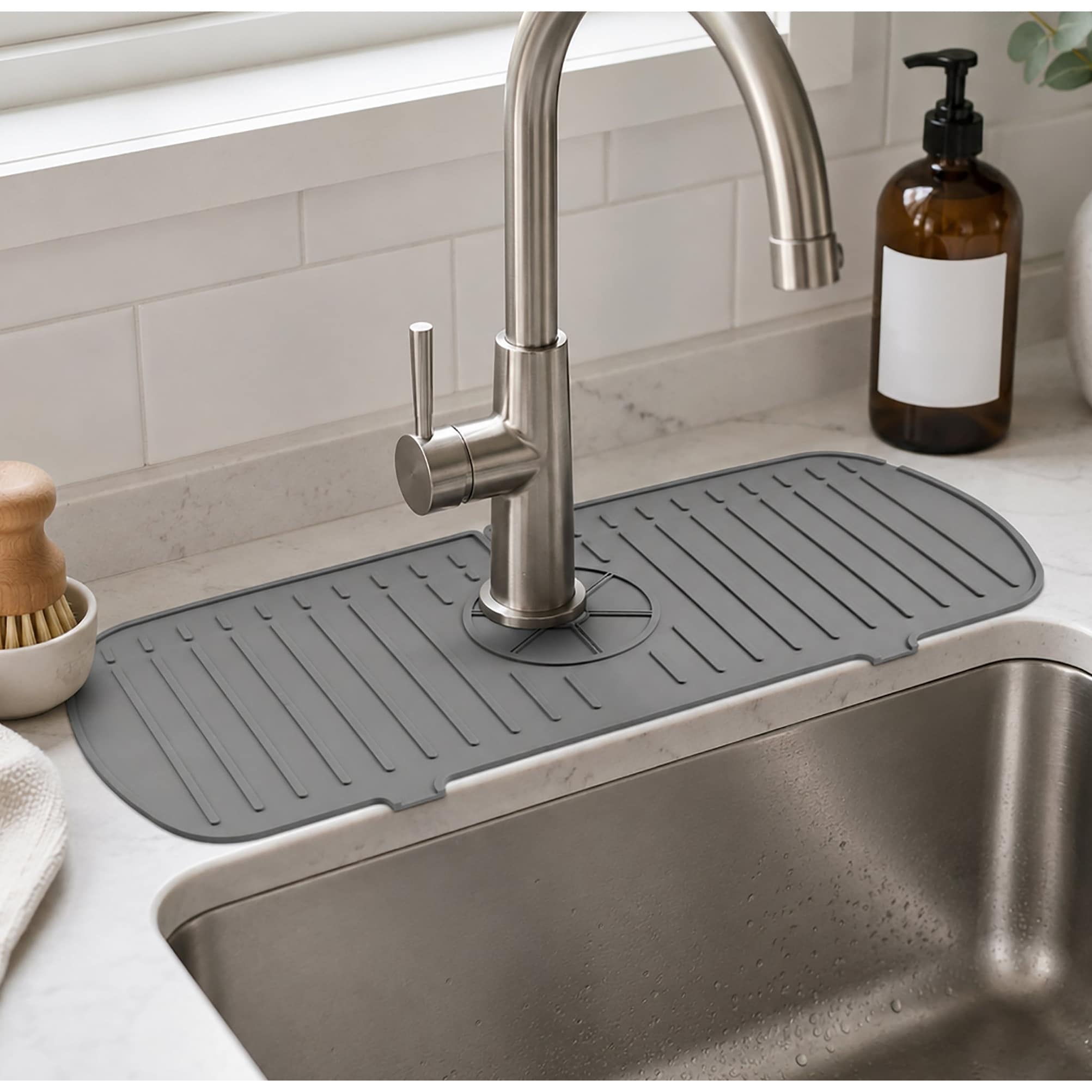 Grey Faucet Kitchen Self-Draining Sink Silicone Mat