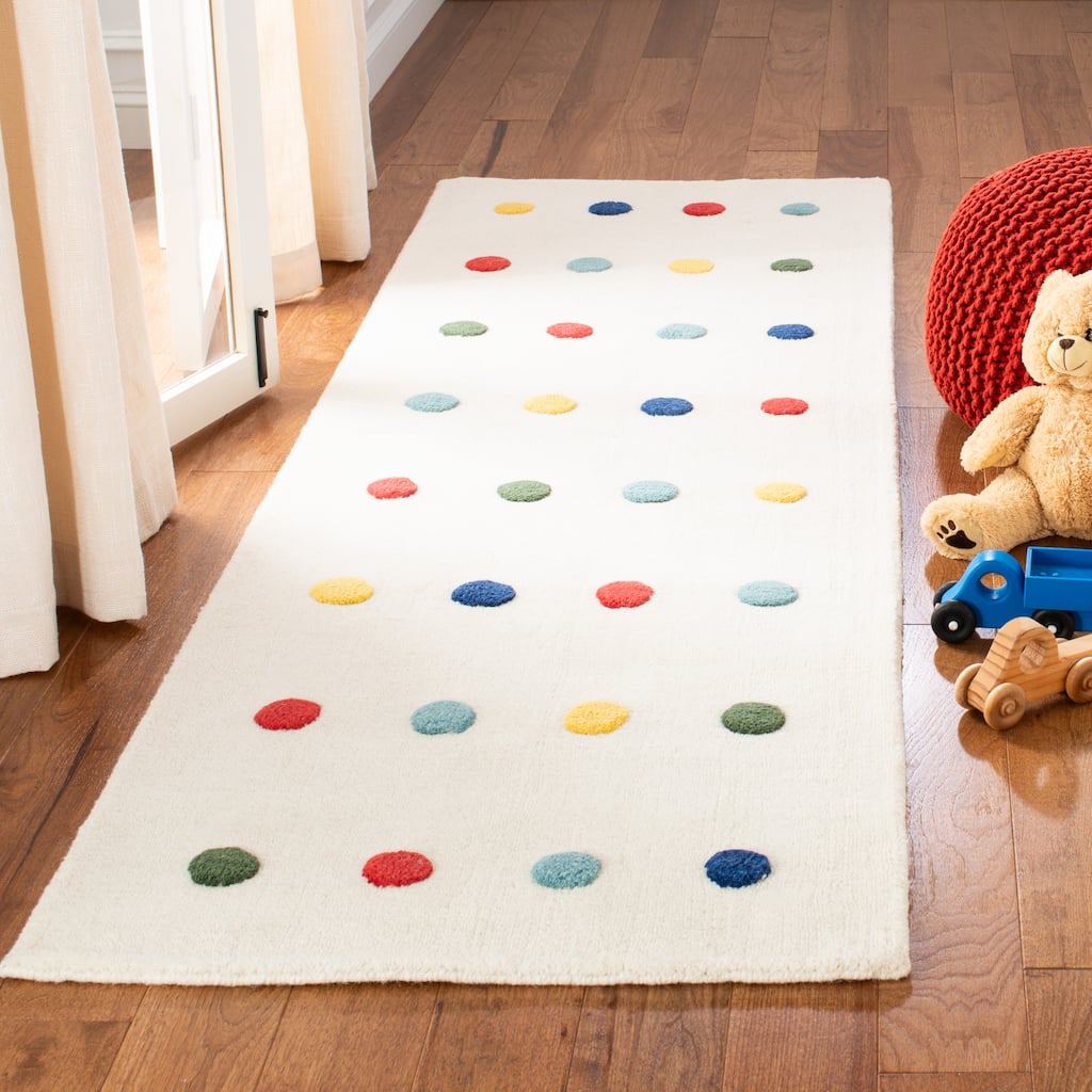 SAFAVIEH, Kids Jerilynn Polka Dot Wool Rug