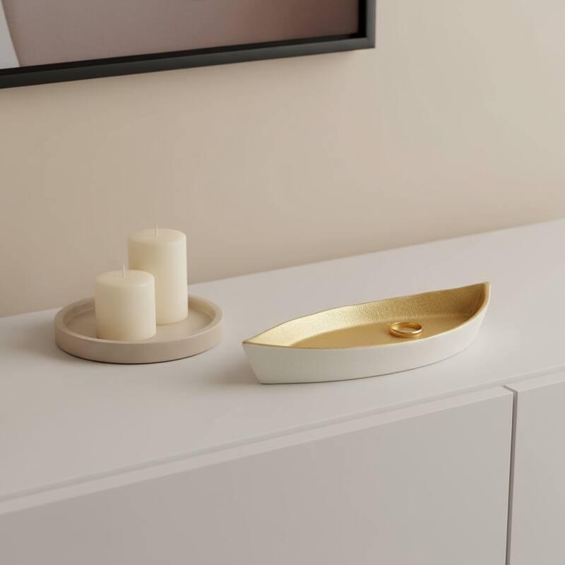 HomeRoots 10" Gold And Off White Cast Iron Oval Boat Shaped Tray - 9.75 in. x 1.25 in. x 4.25 in. - Gold/Off White - 9.75 in. x 1.25 in.  x 4.25 in.