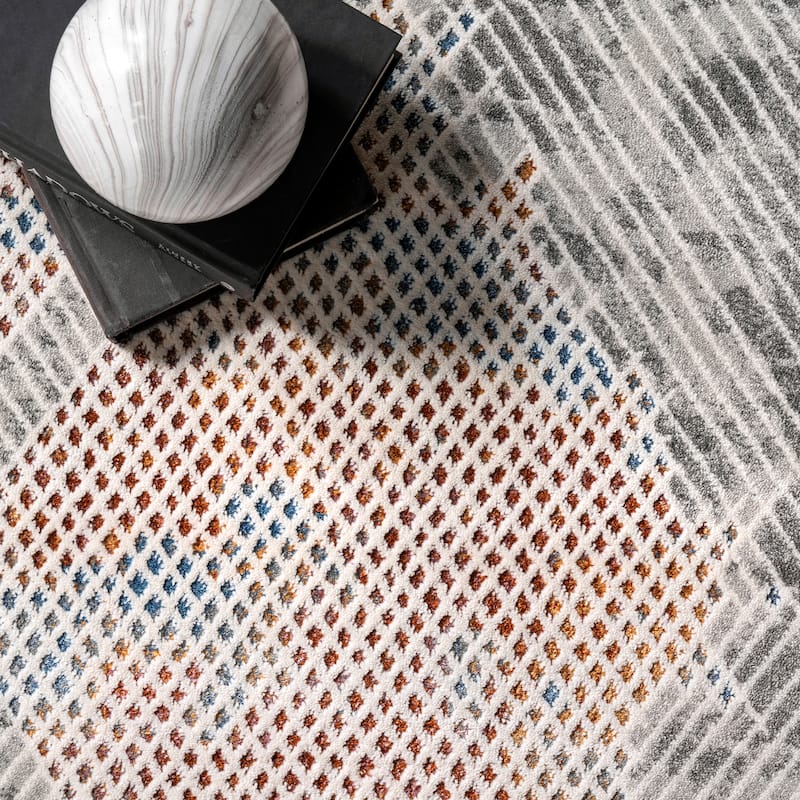Nuloom Eloise Abstract Trellis Area Rug
