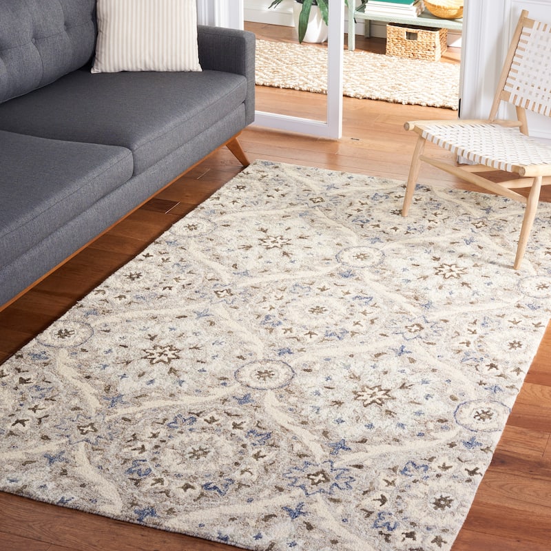 SAFAVIEH Handmade Aspen Neri Boho Wool Rug - 4' x 6' - Beige/Grey