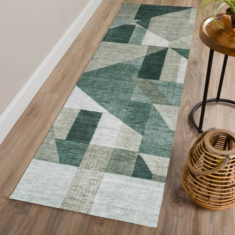 Machine Washable Indoor/ Outdoor Modern Geo Chantille Rug