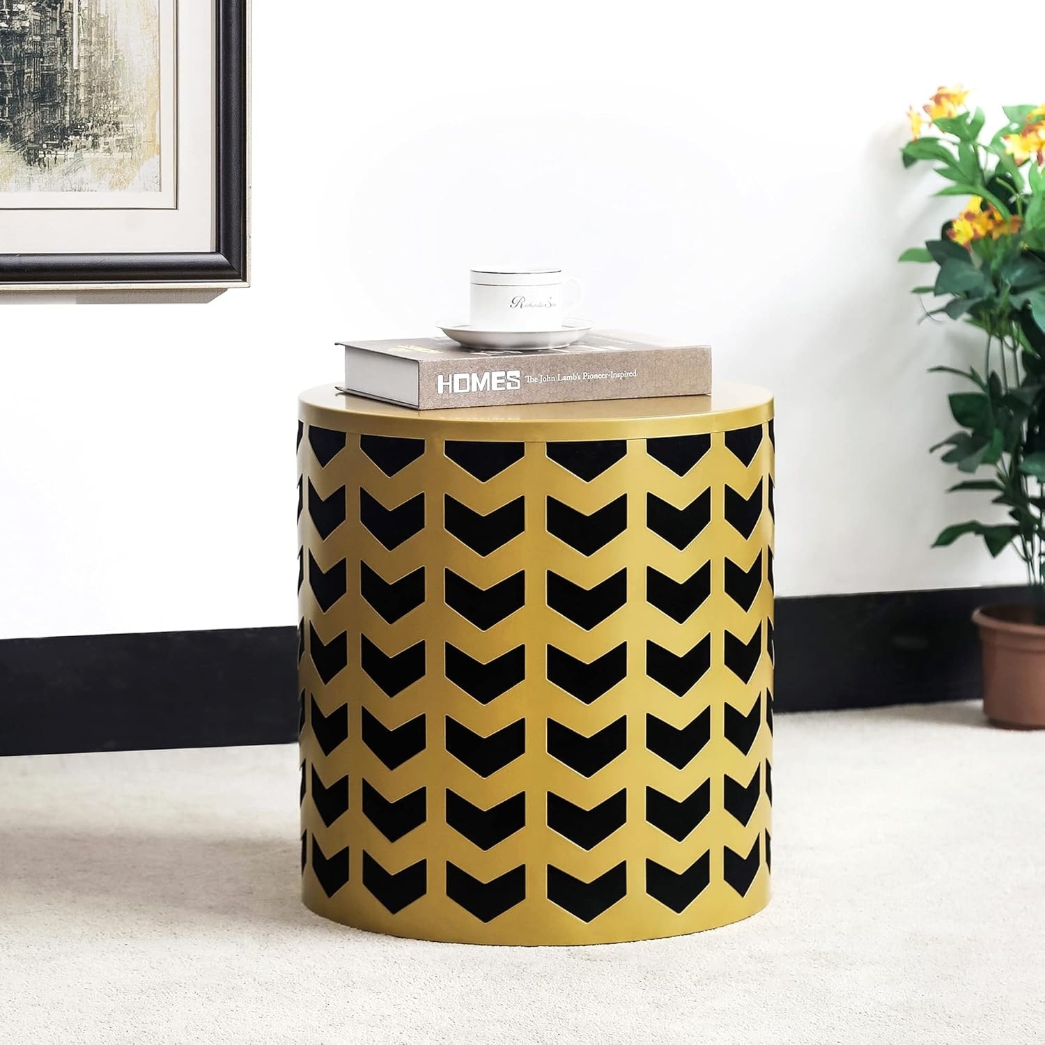 Round Metal Accent Table with Collage Design, Weather-Resistant Side Table for Home Office