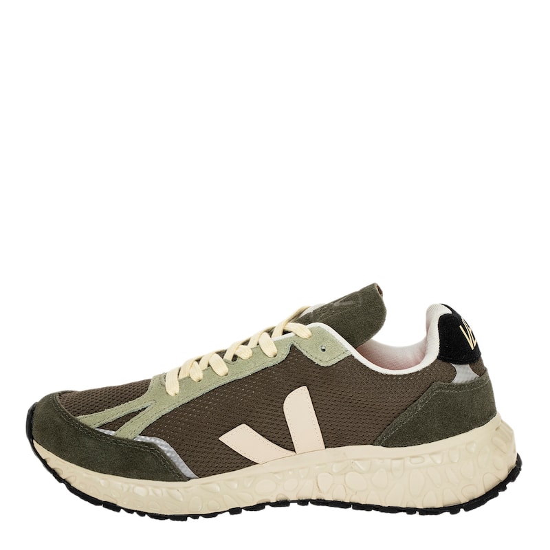 Veja Men's Condor Royal Alveomesh Sneaker in Green