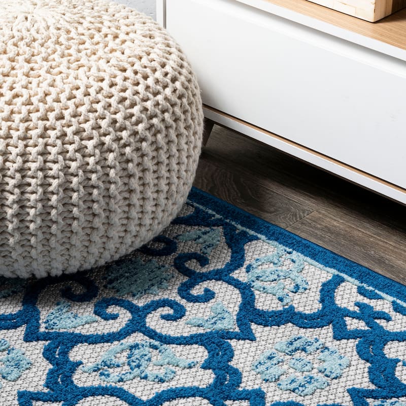 JONATHAN Y Crisantemo Tile Trellis High-Low Indoor/Outdoor Area Rug