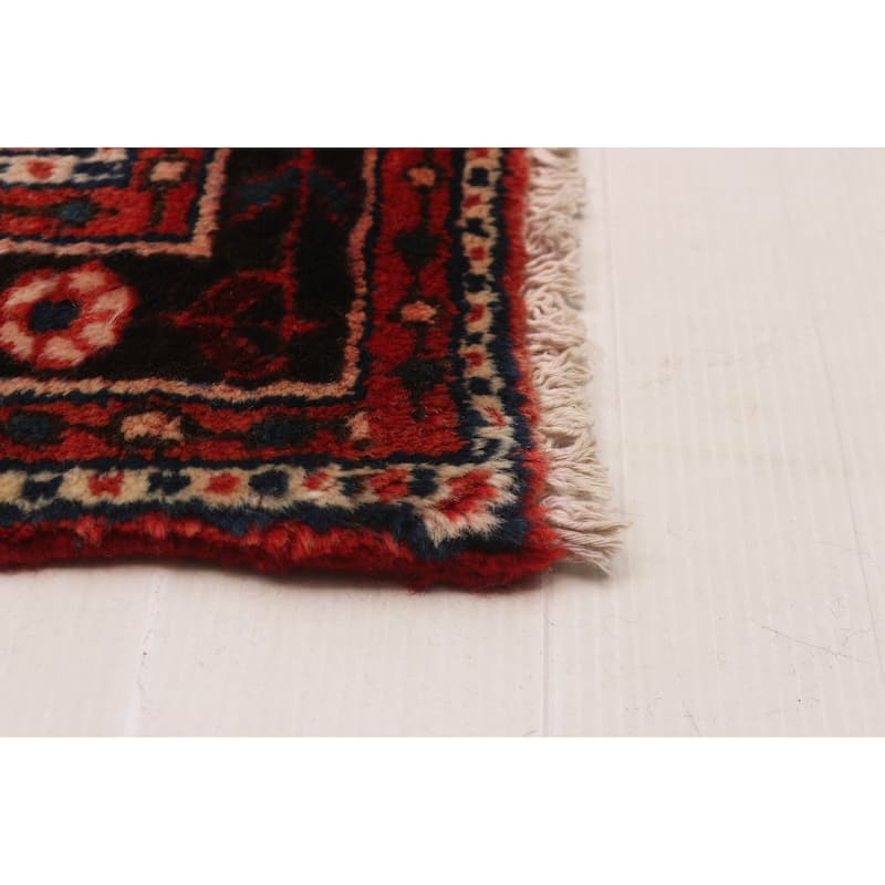 Andelz Red Rug 3'11" x 13'5" - 3'11 x 13'5