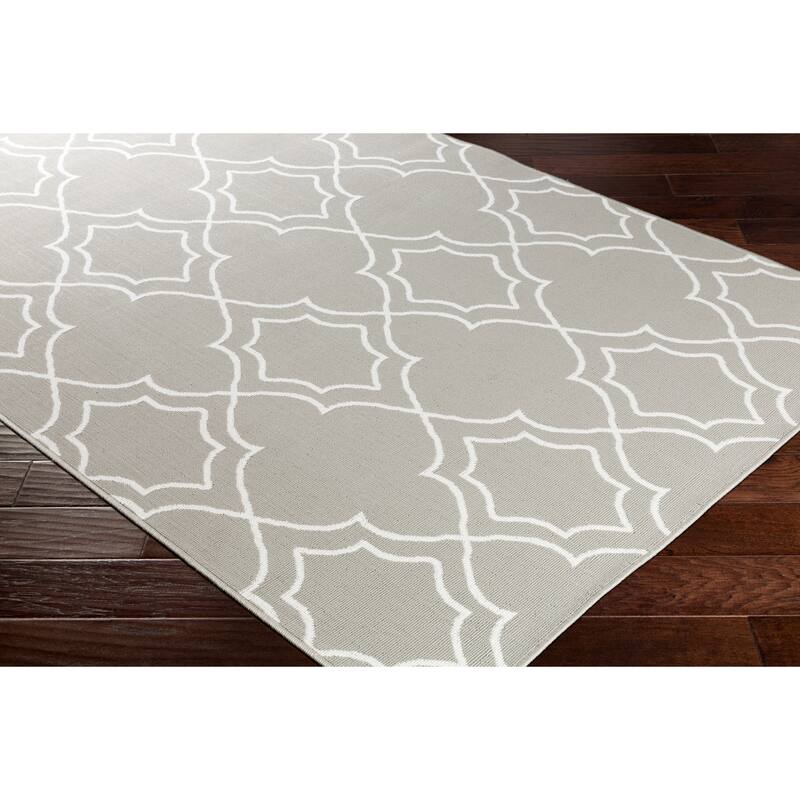 Livabliss Natasha Indoor/ Outdoor Transitional Trellis Area Rug