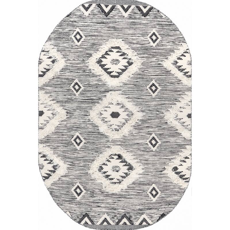 Nuloom Savannah Moroccan Tasseled Wool Area Rug