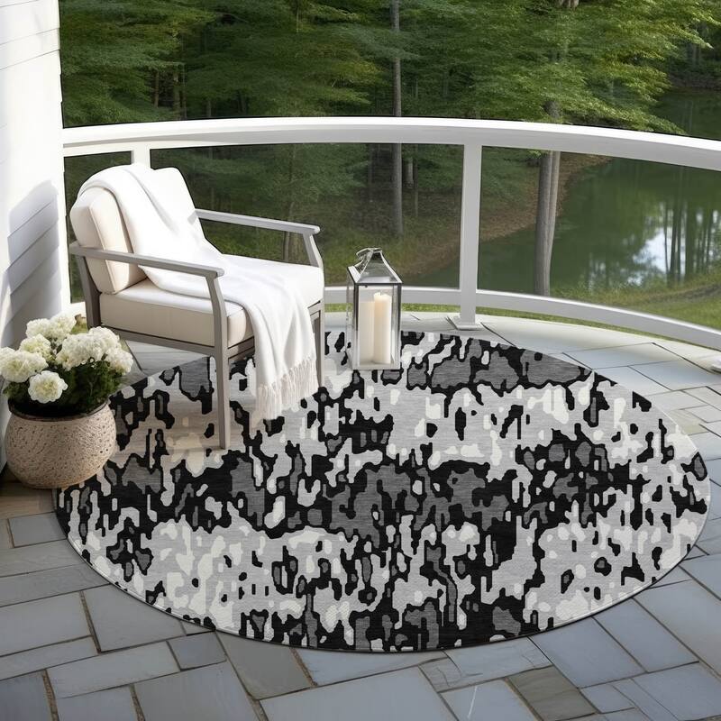 Machine Washable Indoor/ Outdoor Modern Watercolor Chantille Rug