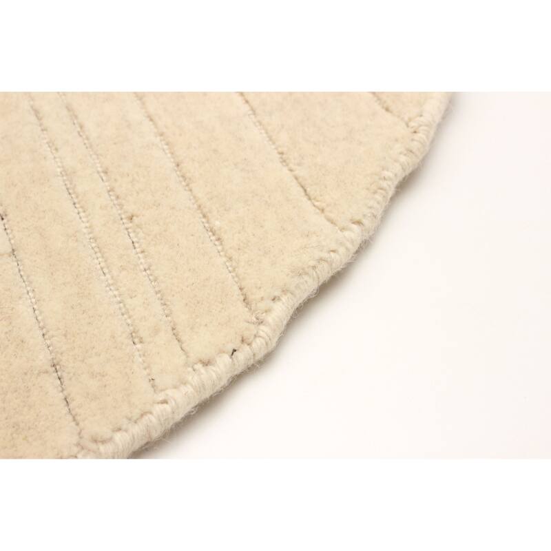 Kashkuli Gabbeh Cream Rug 4'0" x 3'11" - 4'0 x 3'11