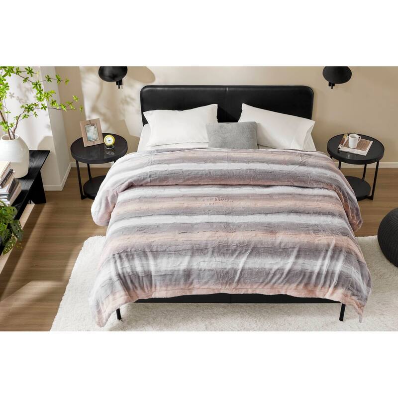 Madison Park Zuri Faux Fur Blanket