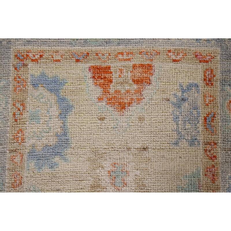 Hand Knotted Oriental 100% Wool Carpet Transitional Floral Beige & Ivories Oushak Area Rug - 2' 11'' X 1' 11''