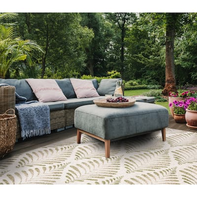 SAFAVIEH Courtyard Bonnigje Indoor/ Outdoor Waterproof Patio Backyard Rug